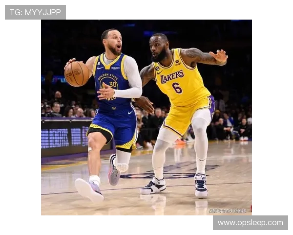 詹姆斯复出带领湖人击败勇士 詹皇全场贡献30分展现王者风范