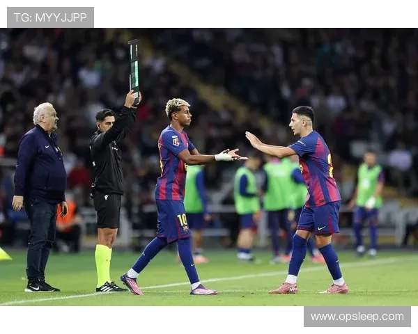 《梅西重返巴萨传闻再起 曼联对引援策略进行大幅调整》